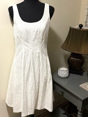 Classic White High-Low Sleeveless Dress